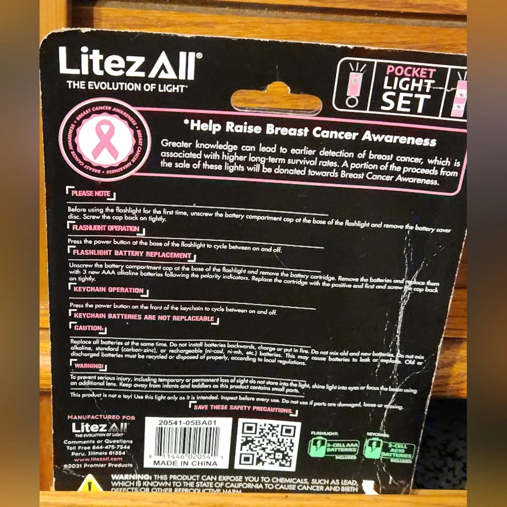 LitezAll Pink Flashlight Set Breast Cancer Awareness - Picture 2 of 2